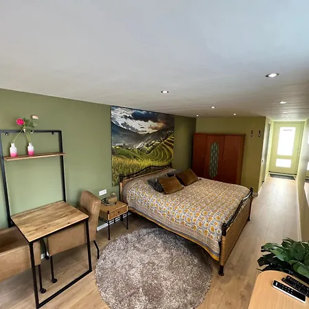 Apartment Het Tulpenkwartier